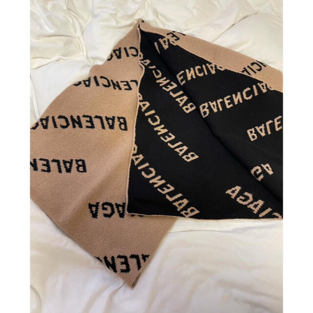 BALENCIAGA 新品未使用 ストール マフラー mtsn1mamuju.sch.id
