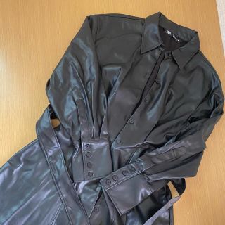 ザラ(ZARA)のZARA フェイクレザーコート　XSサイズ(その他)