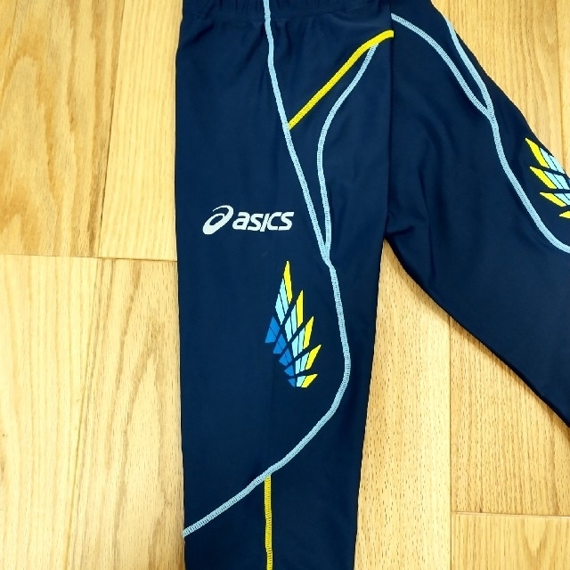 asics(アシックス)のアシックス　asics　スリークオーターパンツ　ランニング　フィットネス スポーツ/アウトドアのスポーツ/アウトドア その他(陸上競技)の商品写真