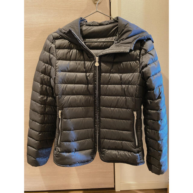 MONCLER(モンクレール)の極美品【MONCLER】大人もOK！！2019ss キッズTAKAROA 14A レディースのジャケット/アウター(ダウンジャケット)の商品写真