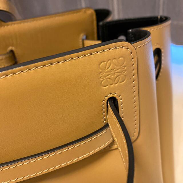 LOEWE(ロエベ)のロエベ　ラゾ　バッグ　トートバッグ レディースのバッグ(トートバッグ)の商品写真