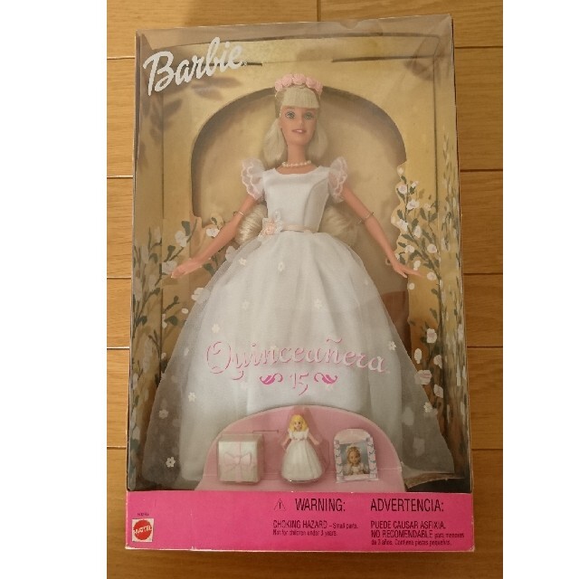 Barbie(バービー)のBarbie Quinceanera 15 エンタメ/ホビーのおもちゃ/ぬいぐるみ(キャラクターグッズ)の商品写真