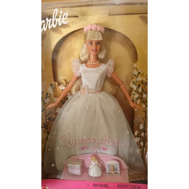 Barbie(バービー)のBarbie Quinceanera 15 エンタメ/ホビーのおもちゃ/ぬいぐるみ(キャラクターグッズ)の商品写真