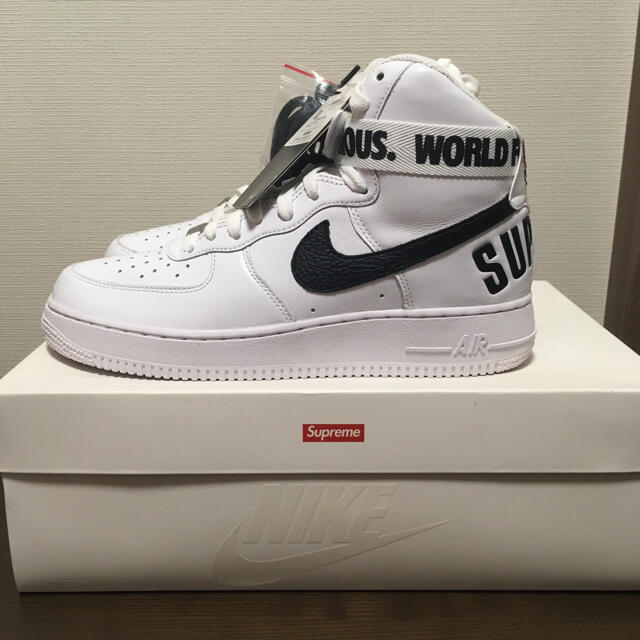 supreme × NIKE AIR FORCE 1 HIGH SP 白黒スニーカー