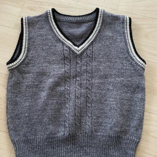 コムサデモード(COMME CA DU MODE)のニットベスト　美品　90(ニット)