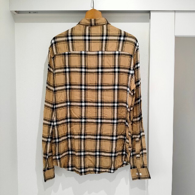 H&M(エイチアンドエム)のH＆M エイチ・アンド・エム シャツ サイズ US S  CA P メンズのトップス(シャツ)の商品写真