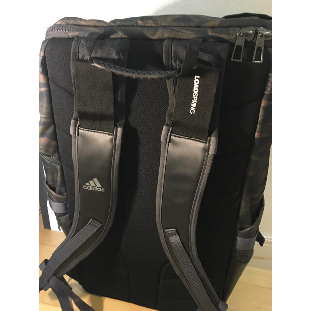 adidas(アディダス)の値下げ　アディダス Adidas OPS バックパック 30L 税込11100円 メンズのバッグ(バッグパック/リュック)の商品写真