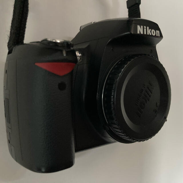 Nikon(ニコン)のニコン Nikon D40 スマホ/家電/カメラのカメラ(デジタル一眼)の商品写真