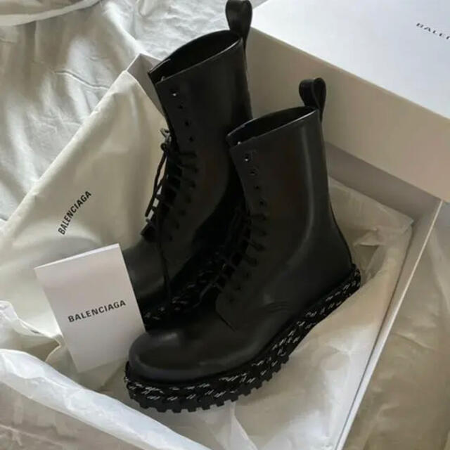 BALENCIAGA  コンバットブーツ　マットスムースカーフレザー　41サイズ