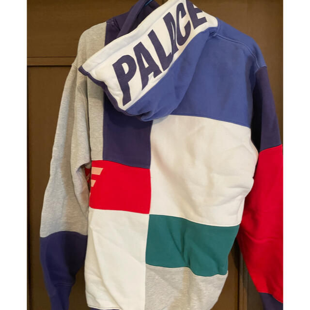 PALACE フーディー