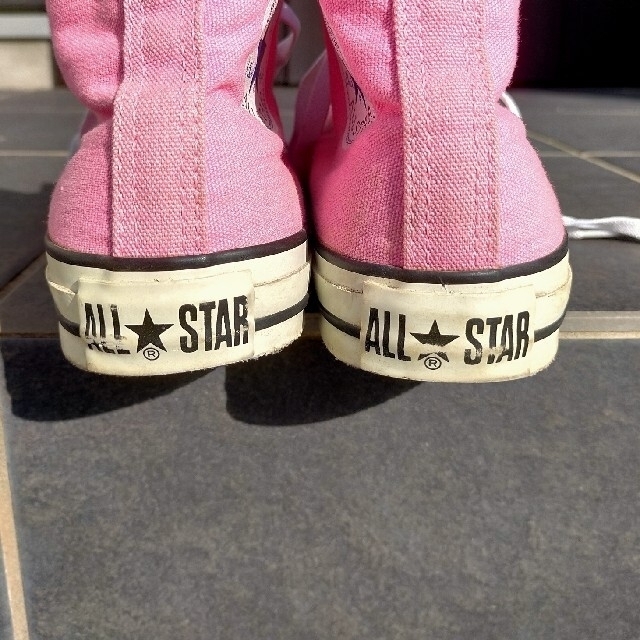 CONVERSE(コンバース)のコンバース　ハイカット　ピンク レディースの靴/シューズ(スニーカー)の商品写真