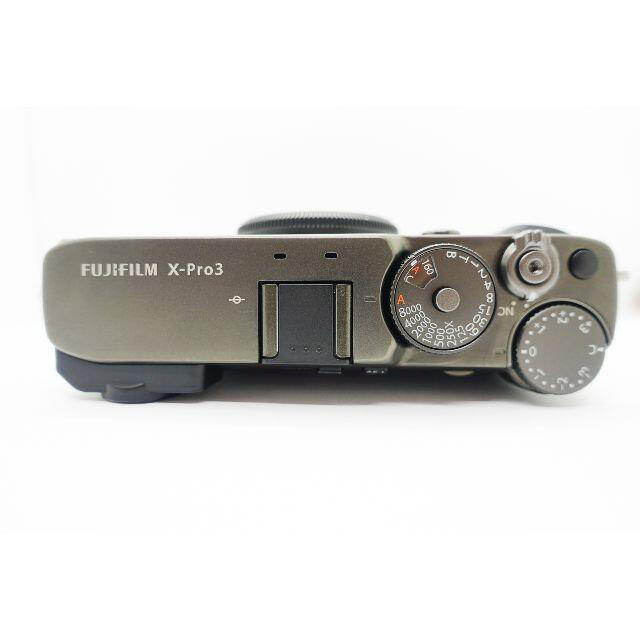 富士フイルム(フジフイルム)のFUJIFILM X-Pro3 DRブラック ミラーレス一眼カメラ  スマホ/家電/カメラのカメラ(ミラーレス一眼)の商品写真