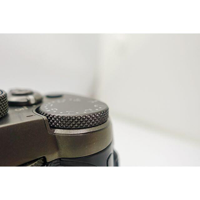 富士フイルム(フジフイルム)のFUJIFILM X-Pro3 DRブラック ミラーレス一眼カメラ  スマホ/家電/カメラのカメラ(ミラーレス一眼)の商品写真