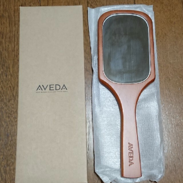 AVEDA(アヴェダ)の【未使用】AVEDA ハンドミラー レディースのファッション小物(ミラー)の商品写真