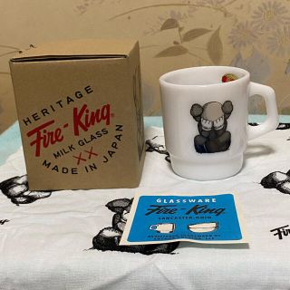 Fire-King - KAWS TOKYO FIRST Fire-King スタッキングマグカップ の