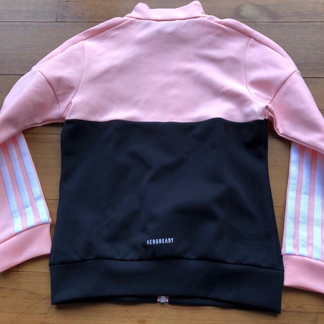 adidas(アディダス)の上着　女の子　120 キッズ/ベビー/マタニティのキッズ服女の子用(90cm~)(ジャケット/上着)の商品写真