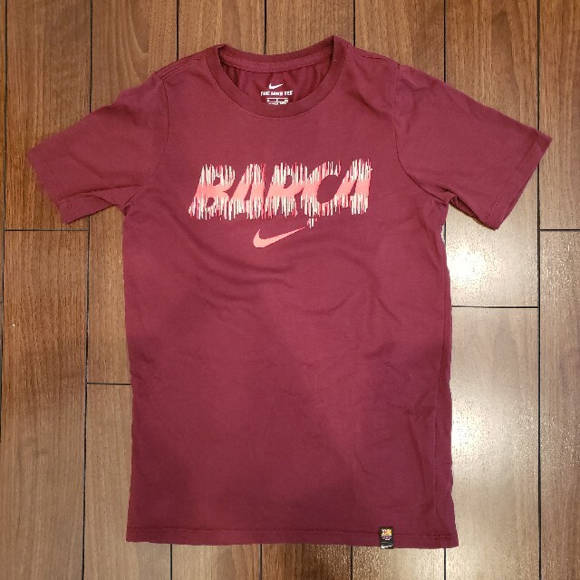 NIKE(ナイキ)のFCバルセロナ　ドライフィットTシャツ　128-137cm  BARSAロゴ入り キッズ/ベビー/マタニティのキッズ服男の子用(90cm~)(Tシャツ/カットソー)の商品写真