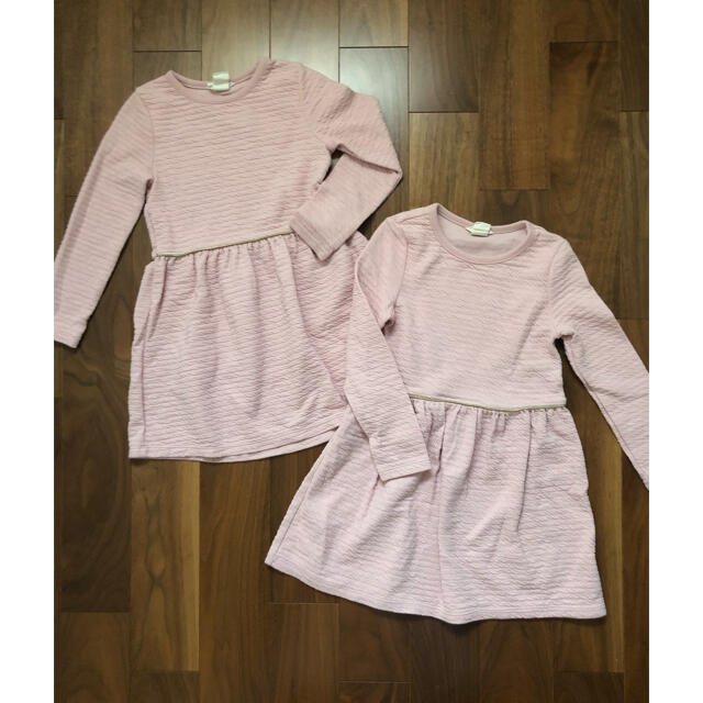 H&M(エイチアンドエム)のH&M 長袖ワンピース 双子用 キッズ/ベビー/マタニティのキッズ服女の子用(90cm~)(ワンピース)の商品写真