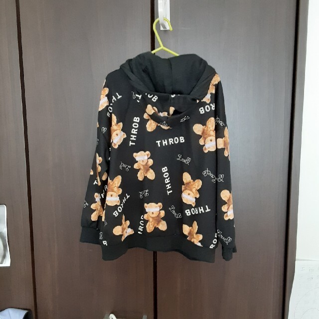 キッズ　パーカー　120 キッズ/ベビー/マタニティのキッズ服女の子用(90cm~)(ジャケット/上着)の商品写真