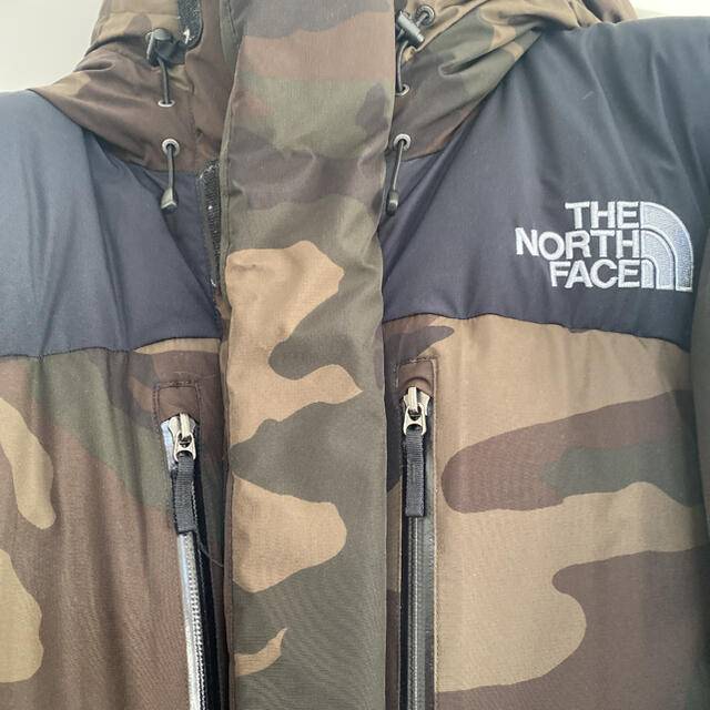 THE NORTH FACE(ザノースフェイス)のTHE NORTH FACE ノベルティーバルトロライトジャケット メンズのジャケット/アウター(ダウンジャケット)の商品写真