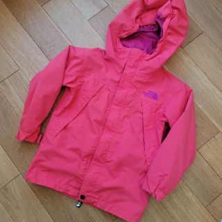 ザノースフェイス(THE NORTH FACE)のノース店舗で購入。120センチ😊(ジャケット/上着)