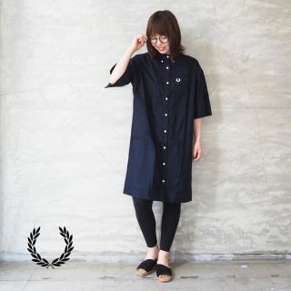 フレッドペリー(FRED PERRY)のFRED PERRY シャツワンピース ネイビー色(シャツ/ブラウス(半袖/袖なし))