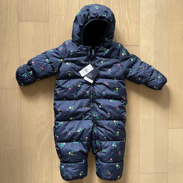 babyGAP(ベビーギャップ)の週末セール　ベビー　ダウン キッズ/ベビー/マタニティのベビー服(~85cm)(ジャケット/コート)の商品写真