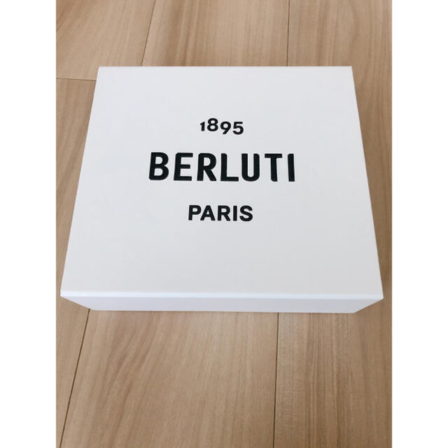 Berluti(ベルルッティ)のベルルッティ　箱 レディースのバッグ(ショップ袋)の商品写真