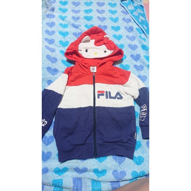 BABYDOLL(ベビードール)のBABYDOOL👑×FILA キティパーカー 上着 キッズ/ベビー/マタニティのキッズ服女の子用(90cm~)(ジャケット/上着)の商品写真