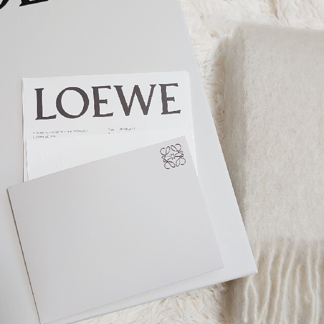 LOEWE(ロエベ)のマリン様専用 ロエベ マフラー モヘア レディースのファッション小物(マフラー/ショール)の商品写真