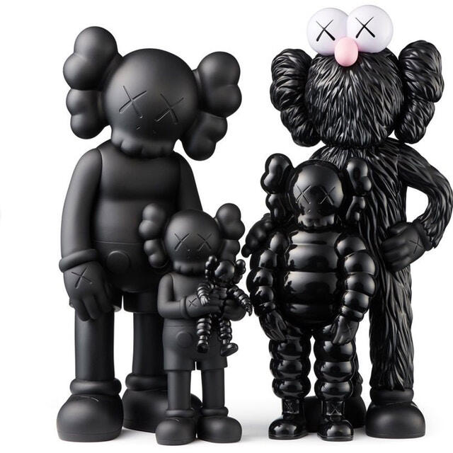 MEDICOM TOY(メディコムトイ)の新品未開封 KAWS FAMILY BLACK KAWS TOKYO FIRST エンタメ/ホビーのアート用品(その他)の商品写真