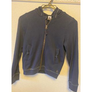 プチバトー(PETIT BATEAU)のプチバトー　ガールズ　パーカー　140センチ(ジャケット/上着)