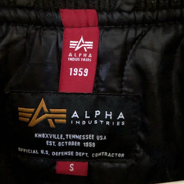 ALPHA INDUSTRIES(アルファインダストリーズ)の猫のベッキー様　専用。 メンズのジャケット/アウター(フライトジャケット)の商品写真