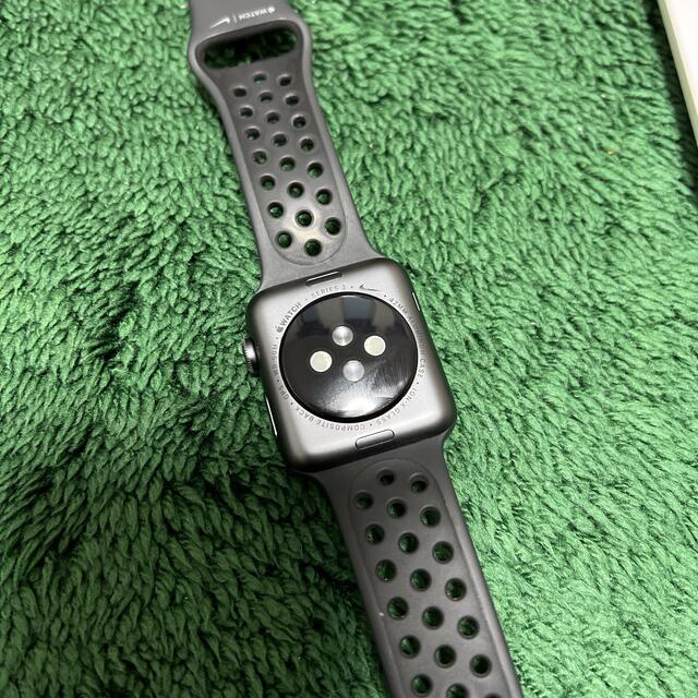 Apple Watch SERIES 3 42mm（画面に細かい傷あり）