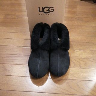 アグ(UGG)の新品　UGG ショートブーツ黒　24センチ　箱あり(ブーツ)