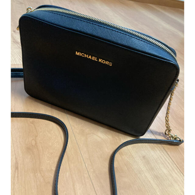 Michael Kors(マイケルコース)のひろみりあん☆様専用【美品】マイケルコース　ショルダーバッグ レディースのバッグ(ショルダーバッグ)の商品写真