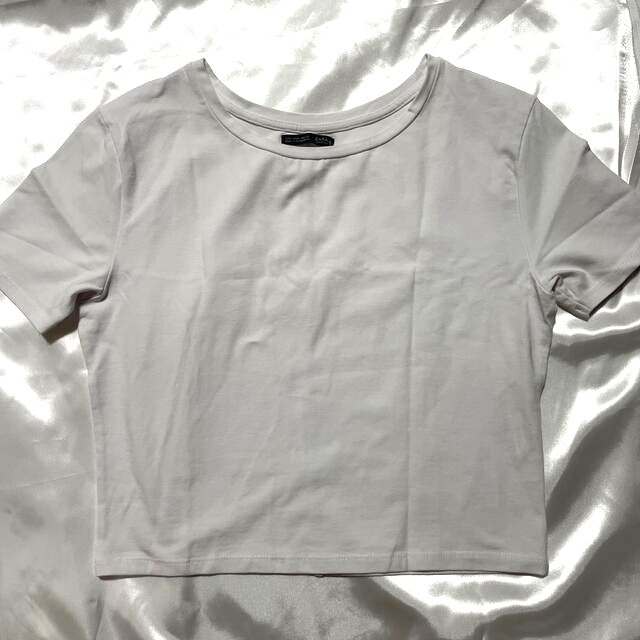 ZARA(ザラ)のZara 白トップス レディースのトップス(シャツ/ブラウス(半袖/袖なし))の商品写真