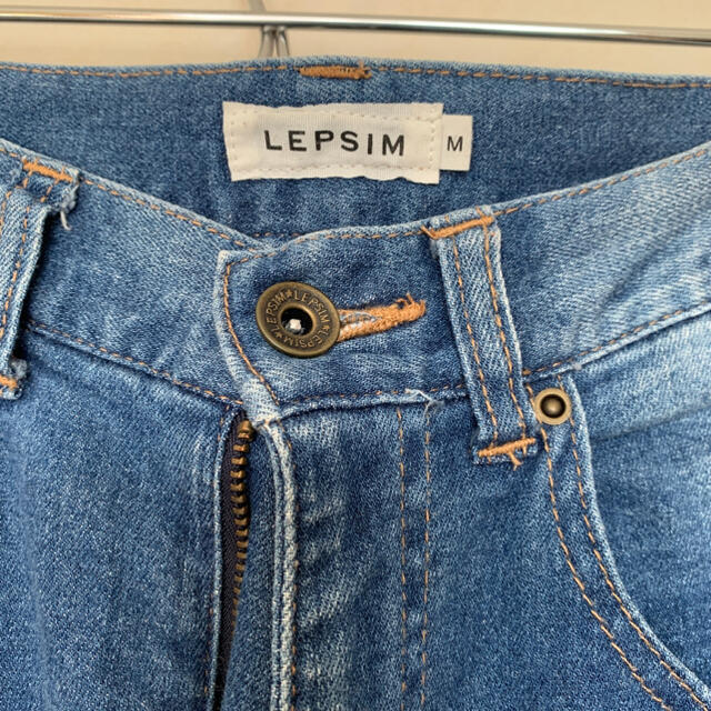 LEPSIM(レプシィム)のデニムワイドパンツ レディースのパンツ(デニム/ジーンズ)の商品写真