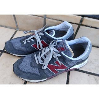 ニューバランス(New Balance)の希少カラー　ニューバランスM1300BG　グレー✕レッド　27.5cm　米国製(スニーカー)