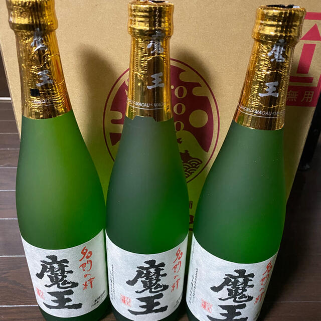 サントリー山崎12年、スコッチ5種類オール12年、6本飲み比べセット。 サントリー山崎12年、スコッチ5種類オール12年、6本飲み比べセット。