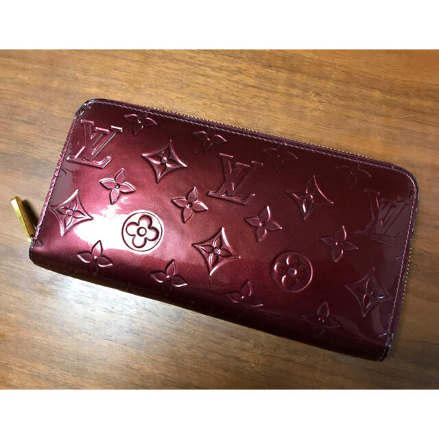 LOUIS VUITTON - ルイヴィトン ジッピーウォレット 長財布 ヴェルニの ...