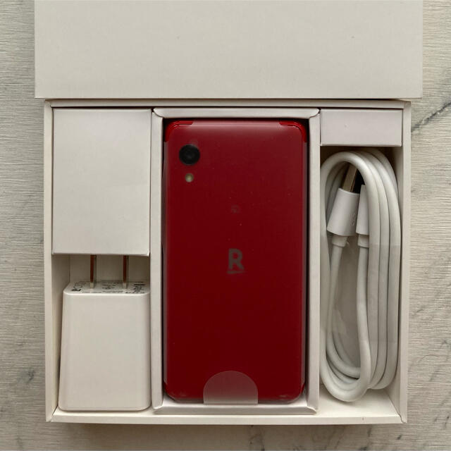 Rakuten(ラクテン)の新品未使用 Rakuten Mini Red 楽天 ミニ レッド ラクテン スマホ/家電/カメラのスマートフォン/携帯電話(スマートフォン本体)の商品写真