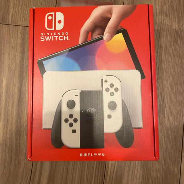 任天堂(ニンテンドウ)の【新品未開封】switch 有機el ホワイト 本日発送 エンタメ/ホビーのゲームソフト/ゲーム機本体(家庭用ゲーム機本体)の商品写真