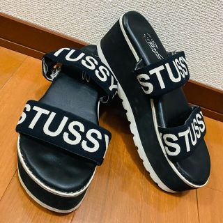 STUSSY - stussy 厚底 サンダルの通販 by ゆいちん｜ステューシーなら ...