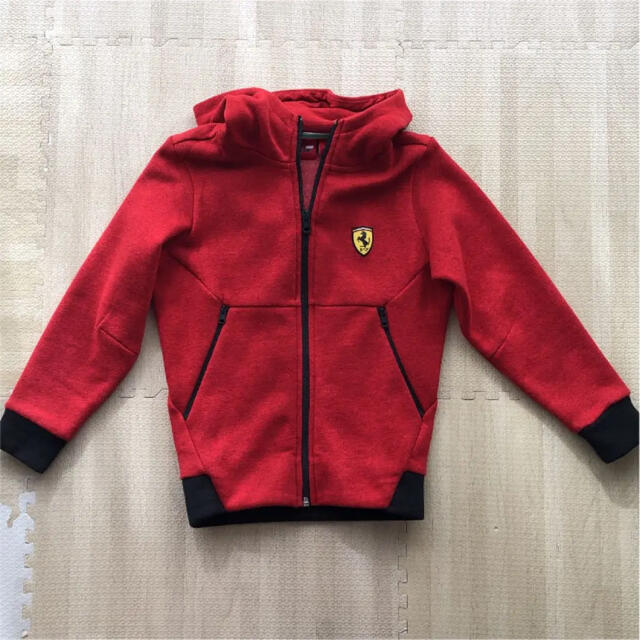 Ferrari(フェラーリ)のFerrari フェラーリ　パーカー　116  キッズ/ベビー/マタニティのキッズ服男の子用(90cm~)(ジャケット/上着)の商品写真