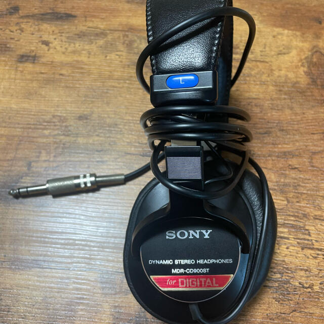 ヘッドホン SONY MDR-CD900ST