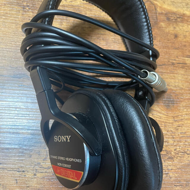 SONY(ソニー)のヘッドホン SONY MDR-CD900ST スマホ/家電/カメラのオーディオ機器(ヘッドフォン/イヤフォン)の商品写真