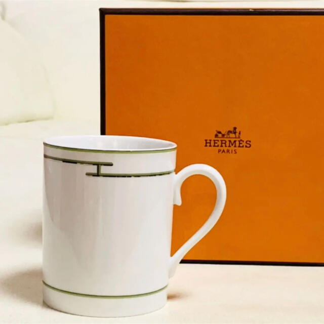 Hermes(エルメス)の新品未使用HERMESエルメス♡マグカップ　リズム インテリア/住まい/日用品のキッチン/食器(食器)の商品写真