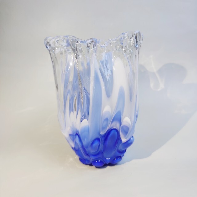 【ヴィンテージ】青と白の空色花瓶　マーブル　オーロラ　透明　花器　一点もの