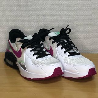 ナイキ(NIKE)のナイキ エア マックス エクシー ホワイト/パープル ウィメンズ24㎝(スニーカー)